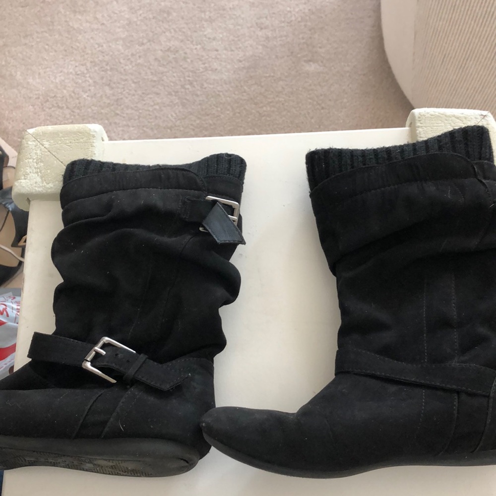 Black Report Ankle booties